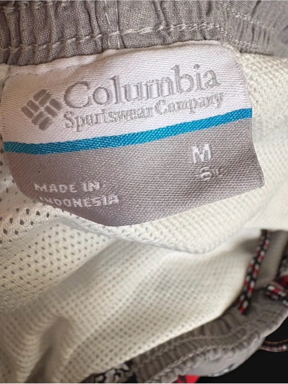Columbia light gray